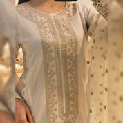 Ivory Embroidered Kurta Set with Dupatta 🤍
