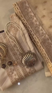 Ivory Embroidered Kurta Set with Dupatta 🤍